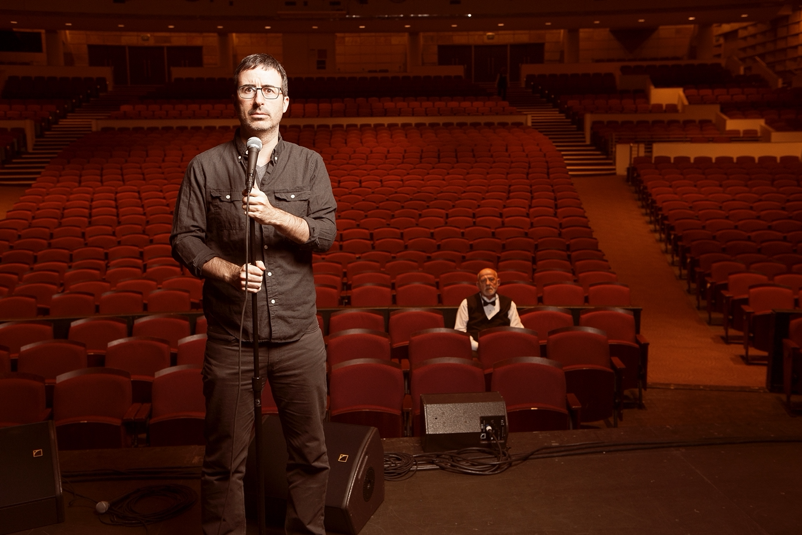 Comedian John Oliver Announces Show at MGM Music Hall on Dec. 27, 2025