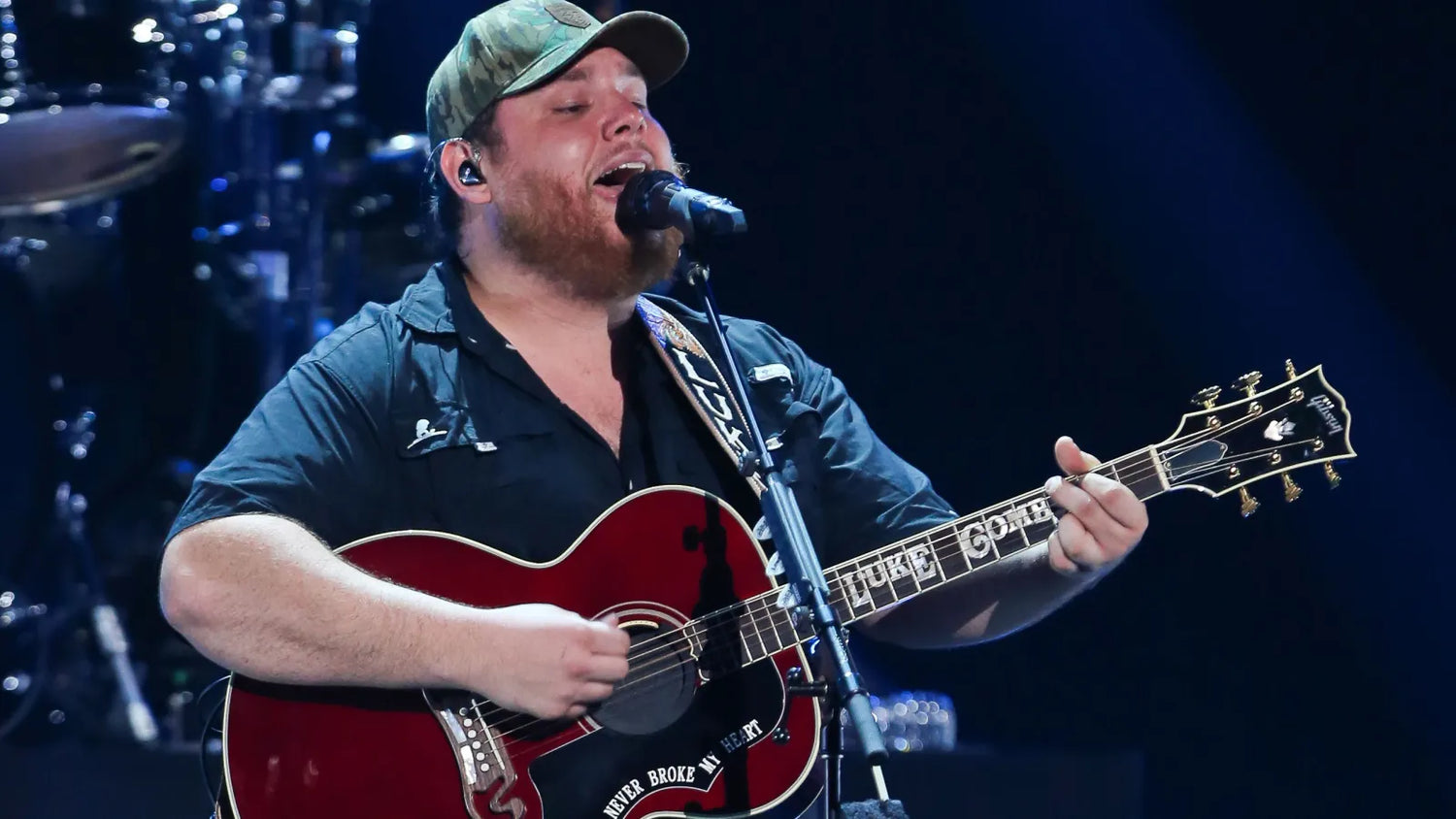 Luke Combs to release new 3-song EP 